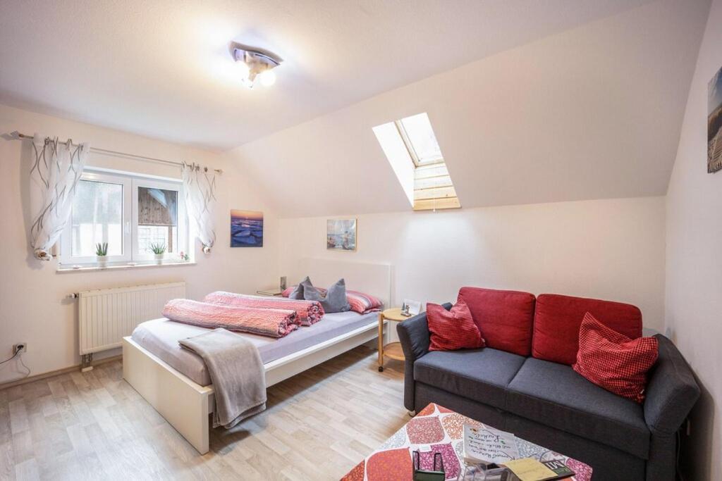 Ferienwohnung Im Gruenen, 10 Km Rv, 30 Km Bodensee, Kueche Bad Balkon Wolpertswende Esterno foto