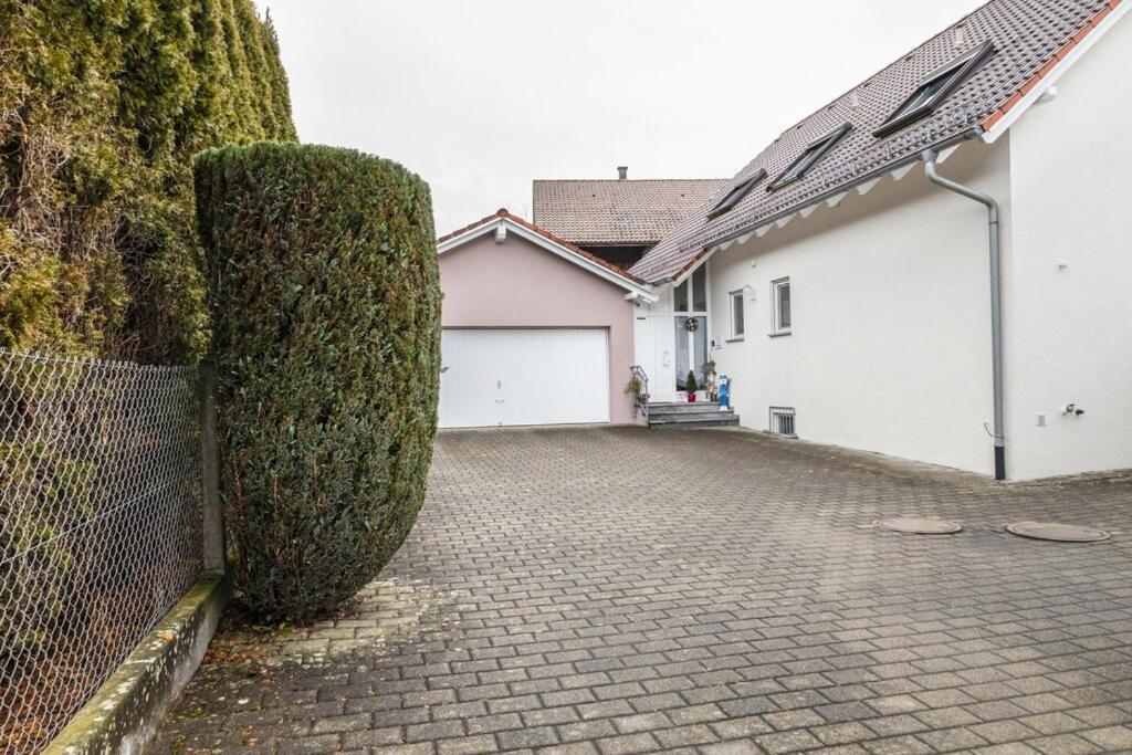 Ferienwohnung Im Gruenen, 10 Km Rv, 30 Km Bodensee, Kueche Bad Balkon Wolpertswende Esterno foto